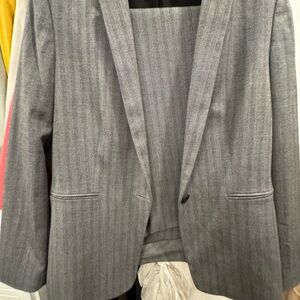 Classic Gray women’s suit antinio melani